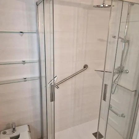 Apartament El Ventanal De La Playa - 6 Pax - 4 Hab Y 2 Banos - Vut-4511-as *